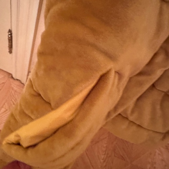 Brand new designer vest - Picture 7 of 7